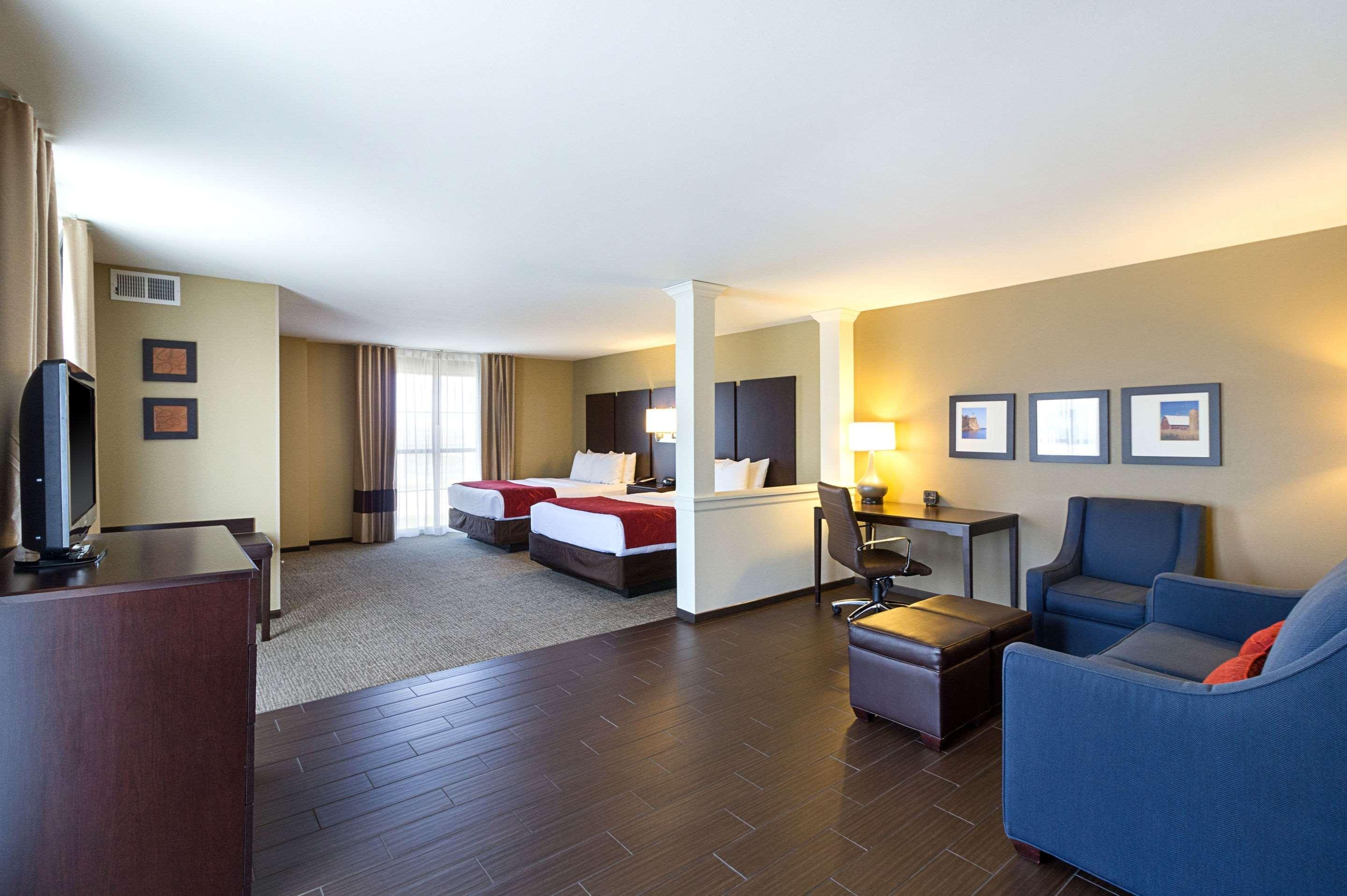Comfort Suites & Conference Center Worthington Eksteriør bilde