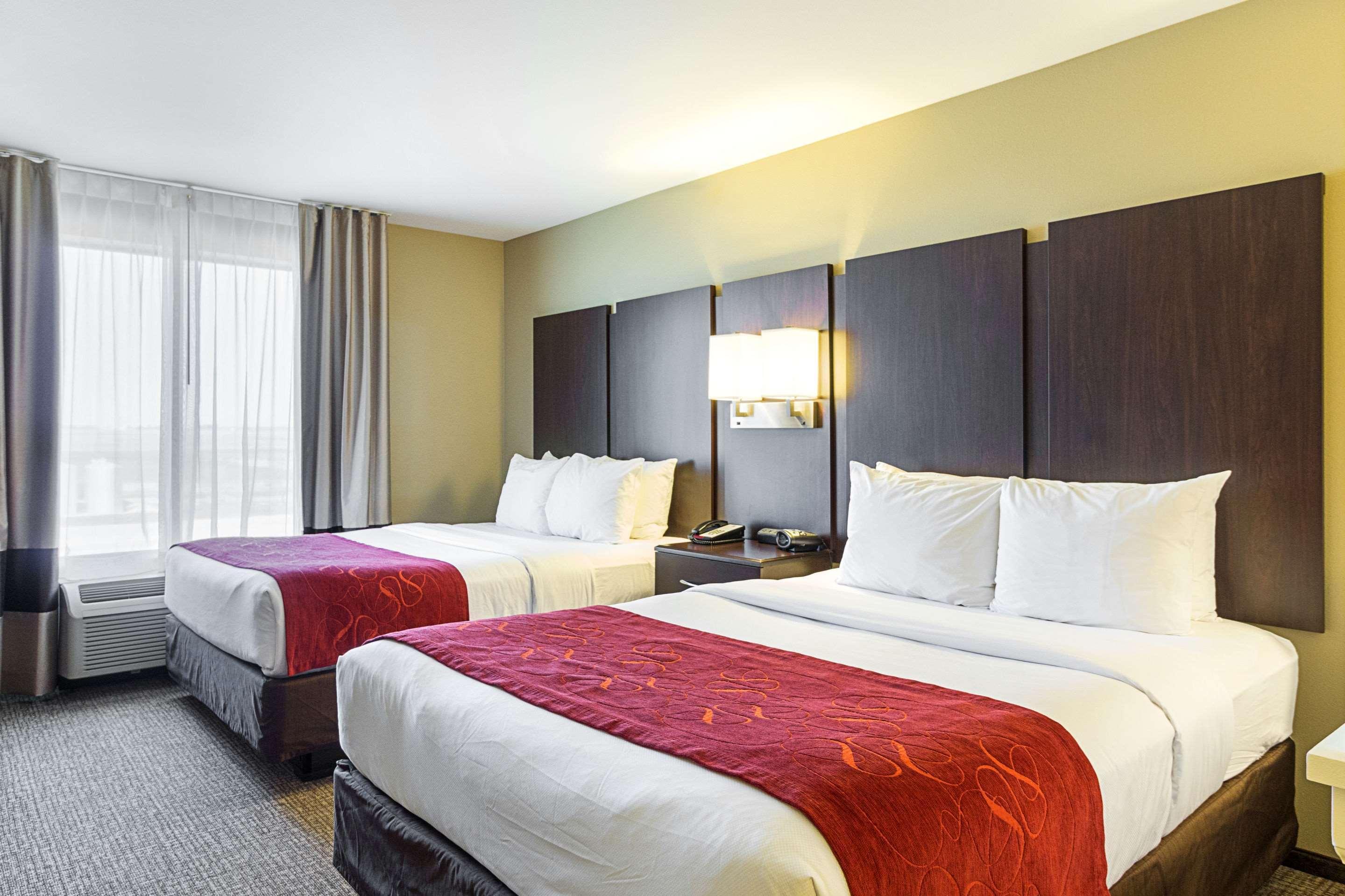 Comfort Suites & Conference Center Worthington Eksteriør bilde