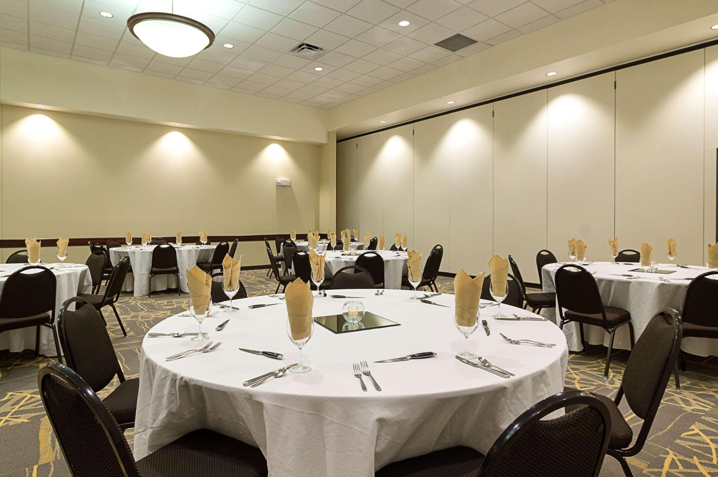 Comfort Suites & Conference Center Worthington Eksteriør bilde
