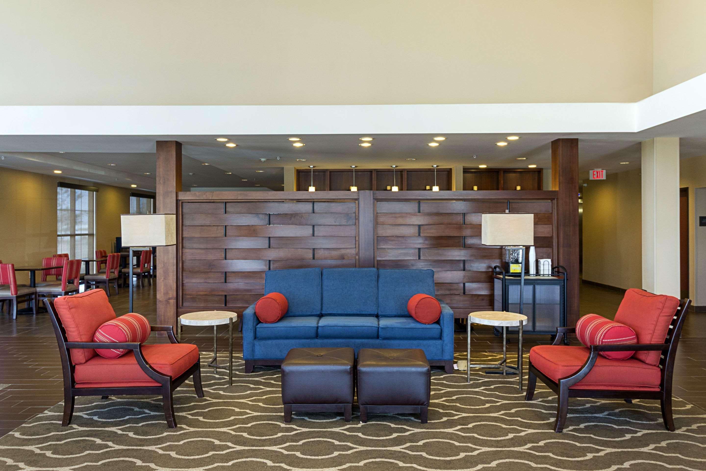 Comfort Suites & Conference Center Worthington Eksteriør bilde